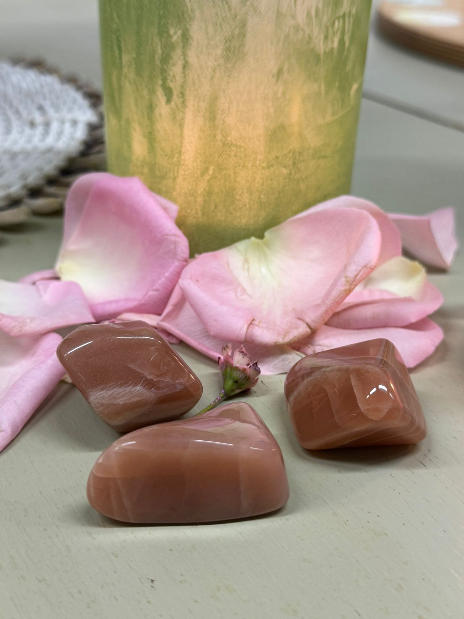 Mondstein-Trommelstein (Dunkel) – Bild 2