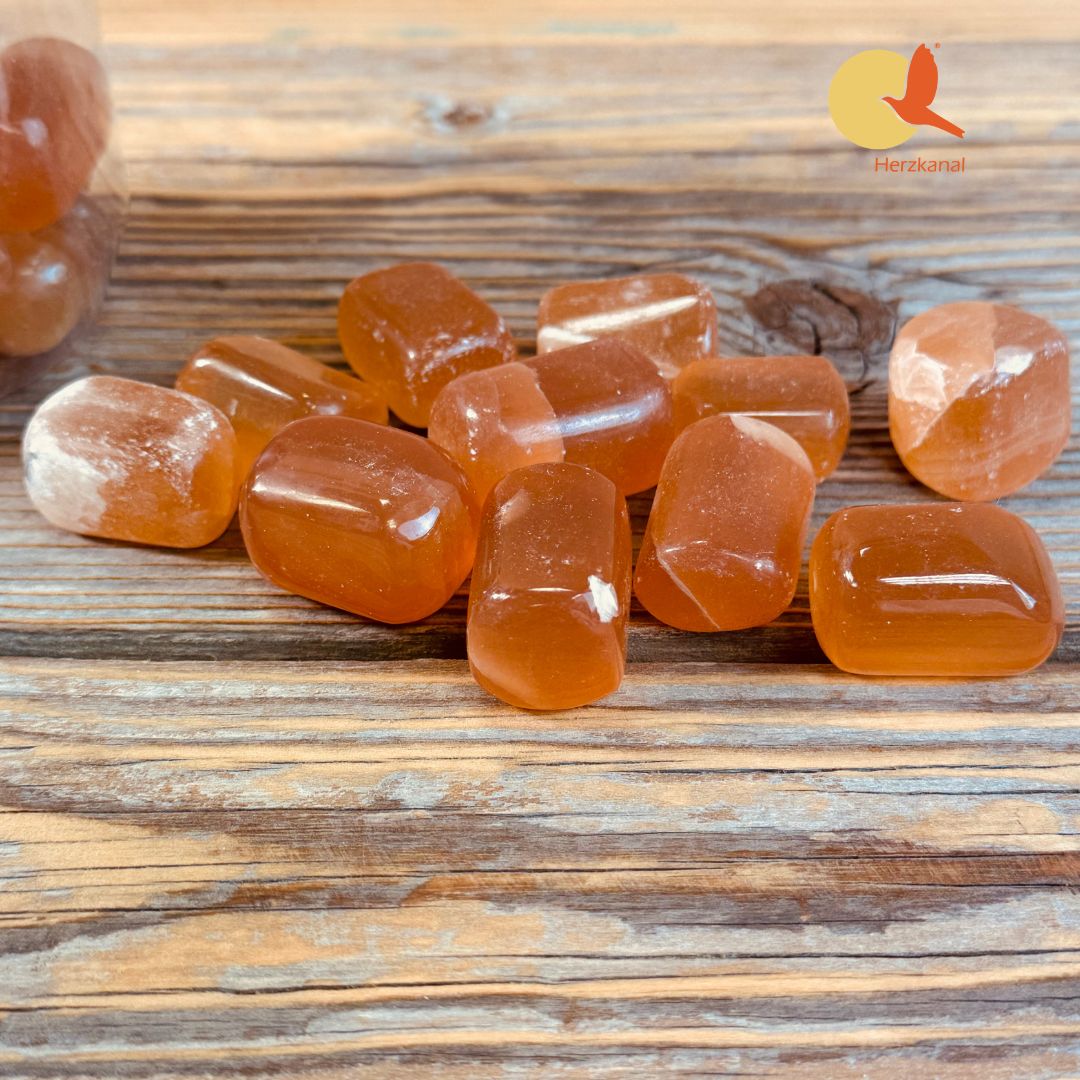 Honigcalcit Trommelstein – Bild 3