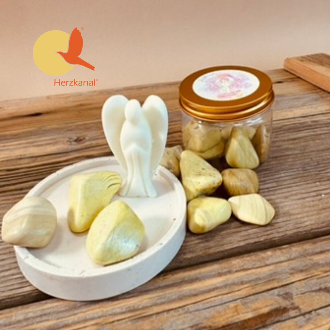 Gelber Serpentin – Energiefluss, Chakrenharmonie & innere Balance